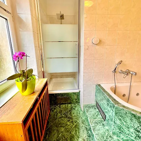 Planty Space Apartment Prag